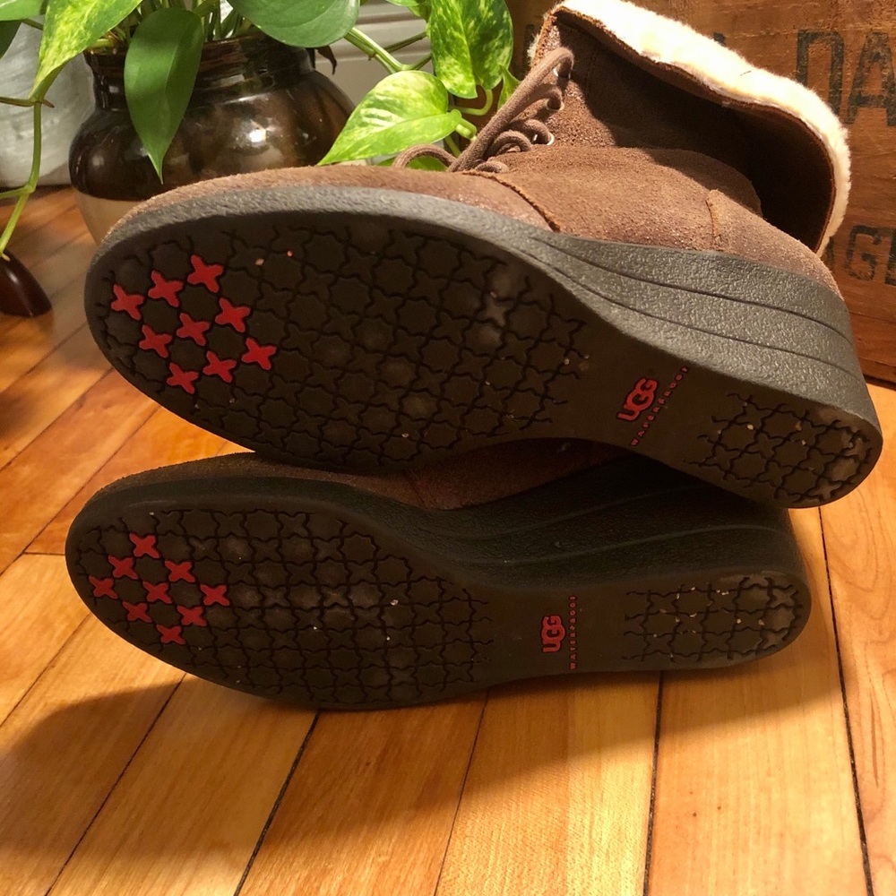 UGG Zea Waterproof Lined Wedge Shearling Boot 7 - Picture 10 of 10
